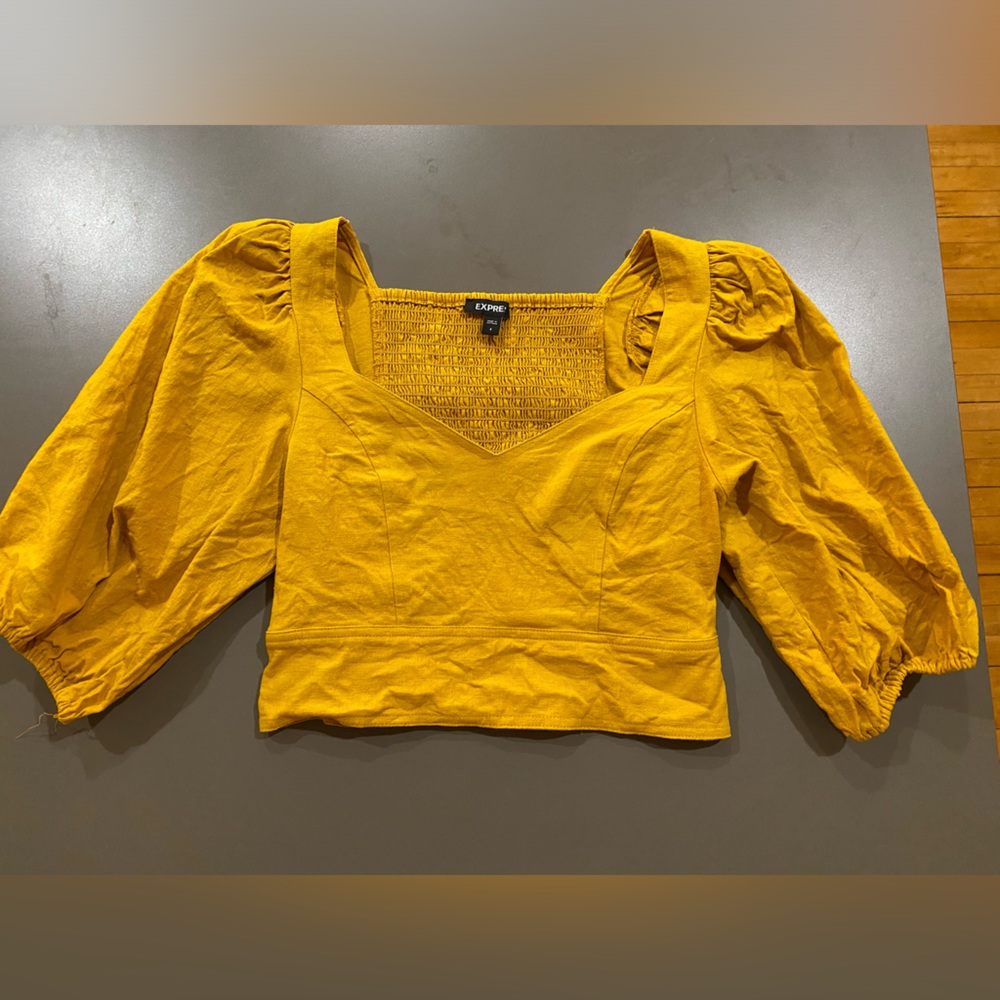 Express yellow puff sleeve top